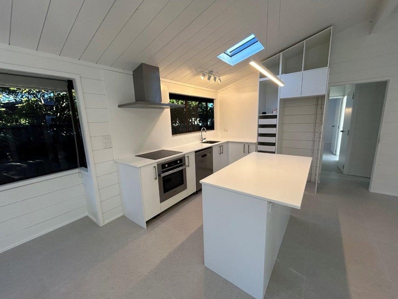 73B Valley Road, Mount Maunganui - Carousel 2