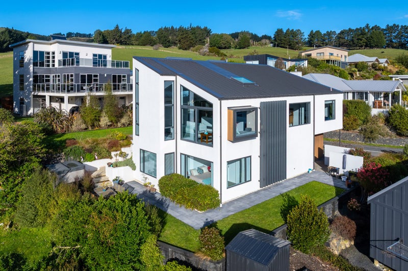 100 Mission Cove, Company Bay, Dunedin - Carousel 1