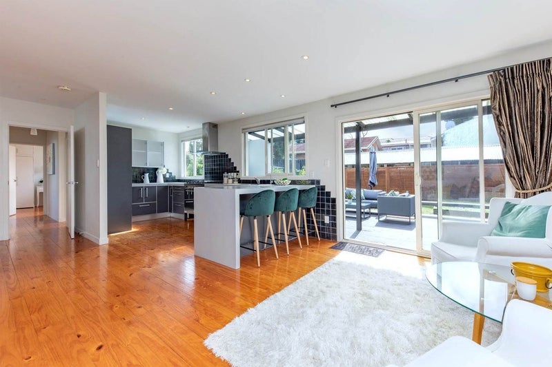 4A Heretaunga Avenue, Onehunga, Auckland - Carousel 1