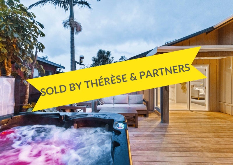 12 Sealy Road, Torbay, Auckland - Carousel 1