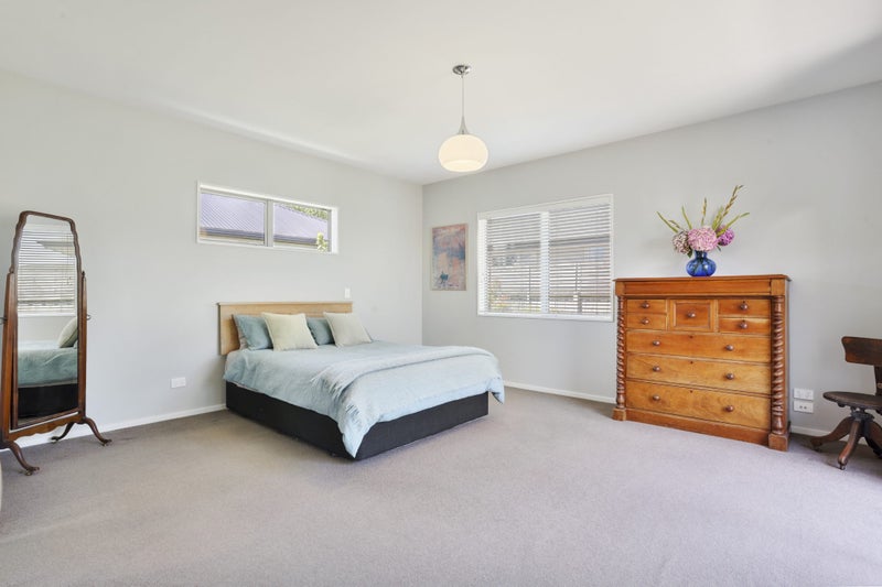 8 Winton Street, St Albans, Christchurch - Carousel 1