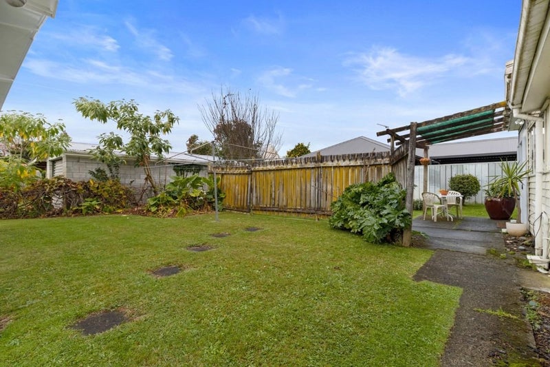 20 Liston Crescent, Hillcrest, Hamilton - Carousel 14