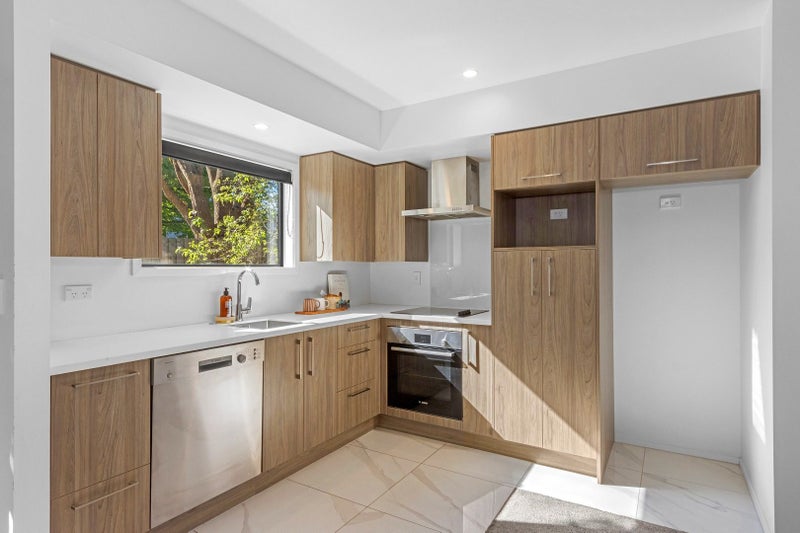 10/277 Armagh Street, Christchurch Central, Christchurch - Carousel 2