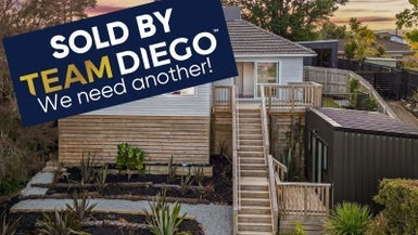 9 Fitzwater Place, Henderson, Auckland - Carousel 1