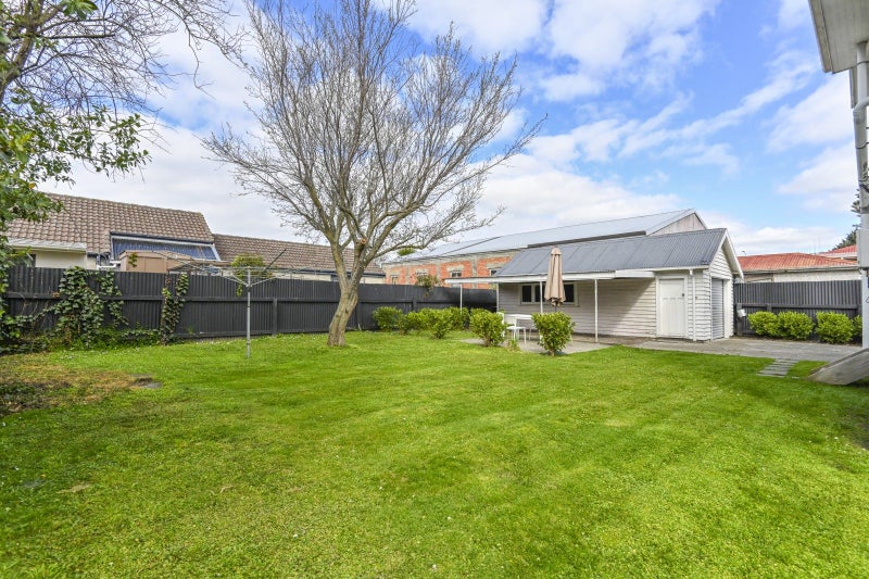 302 Charles Street, Saint Leonards, Hastings - Carousel 13