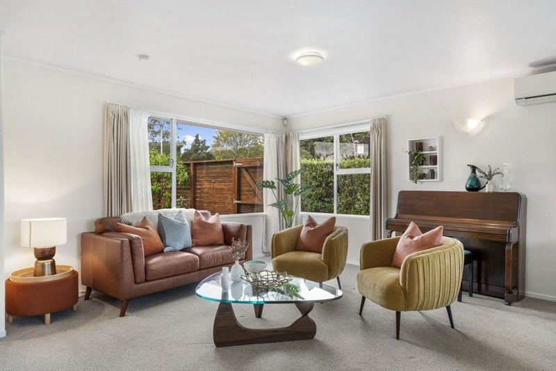 33 Ripon Crescent, Meadowbank, Auckland - Carousel 2