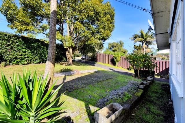 2/37 Glencoe Road, Browns Bay, Auckland - Carousel 2