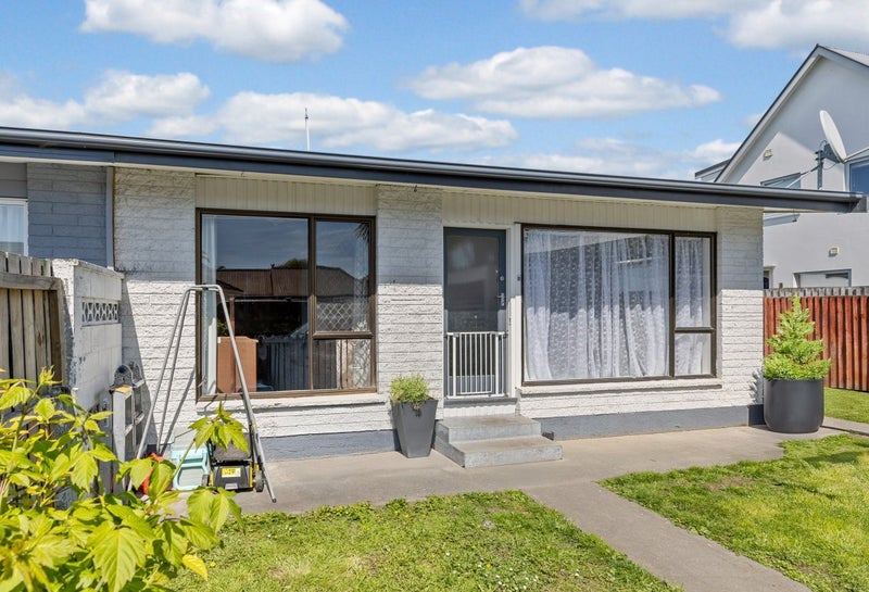 87B Hills Road, Edgeware, Christchurch - Carousel 1
