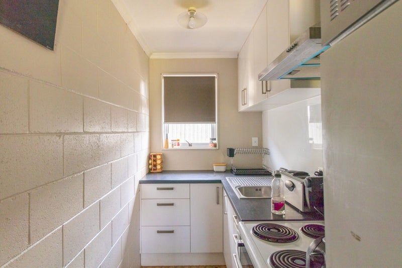 4/246 Tweed Street, Appleby, Invercargill - Carousel 2