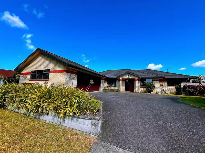 110 Huntington Drive, Huntington, Hamilton - Carousel 1