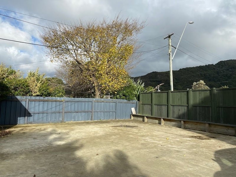162 Wainuiomata Road, Wainuiomata, Lower Hutt - Carousel 12