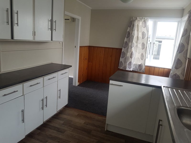 24 Pollen Crescent, Melville, Hamilton - Carousel 2