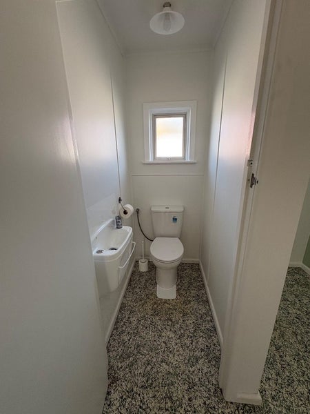 2/151 Gloucester Street, Taradale, Napier - Carousel 14