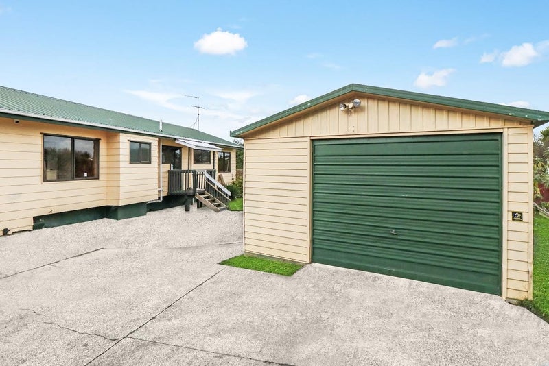 22 Lendenfeld Drive, Papatoetoe, Auckland - Carousel 1