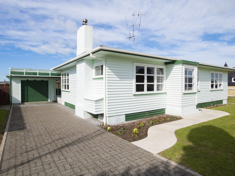 10 Redmond Street, Elgin, Gisborne - Carousel 1