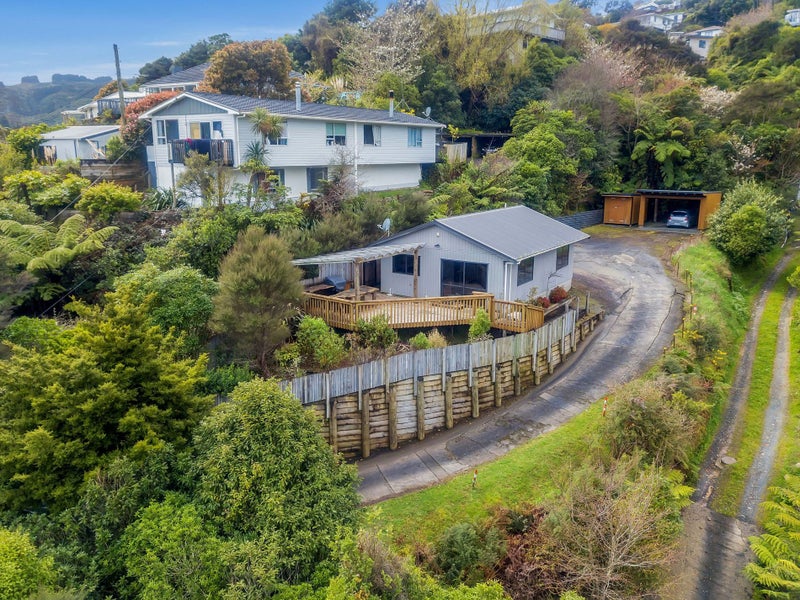 29 Thomas Street, Stokes Valley, Lower Hutt - Carousel 1