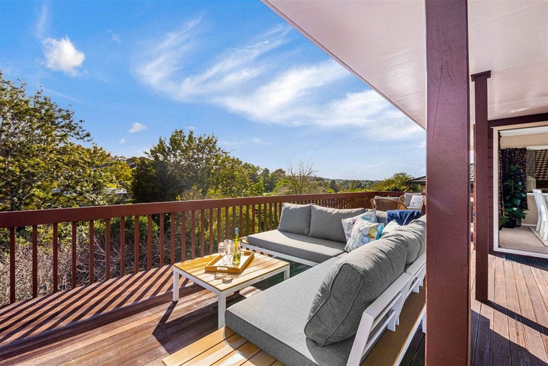 9 Bayside Drive, Browns Bay, Auckland - Carousel 1