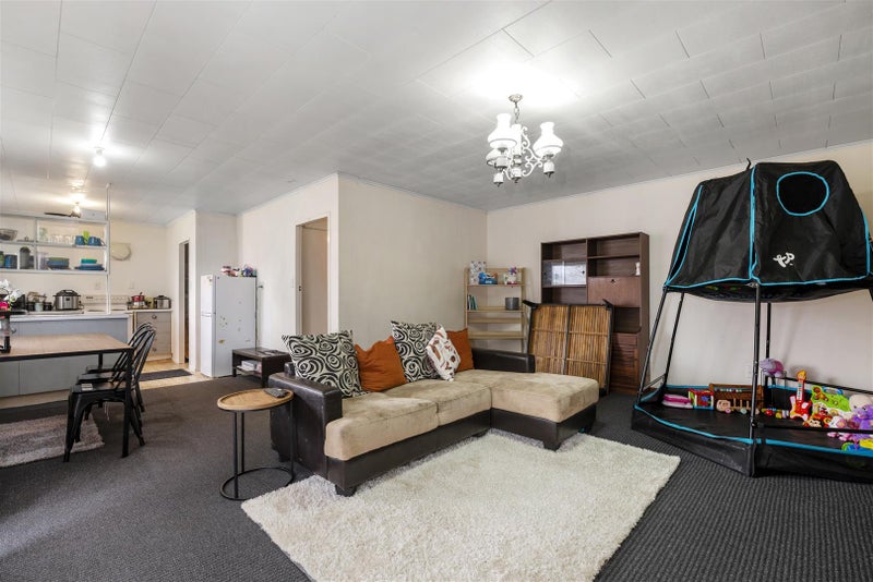 15 Eason Street, Victoria, Rotorua - Carousel 2