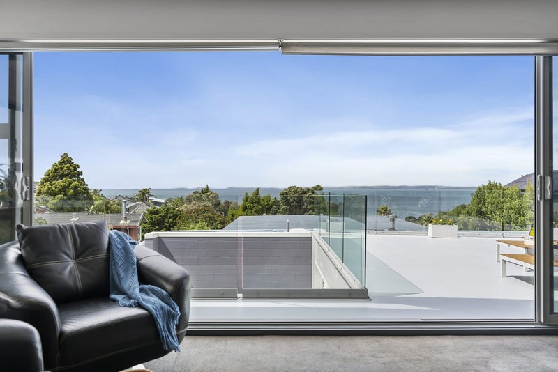1/67 Gulf View Road, Murrays Bay, Auckland - Carousel 2