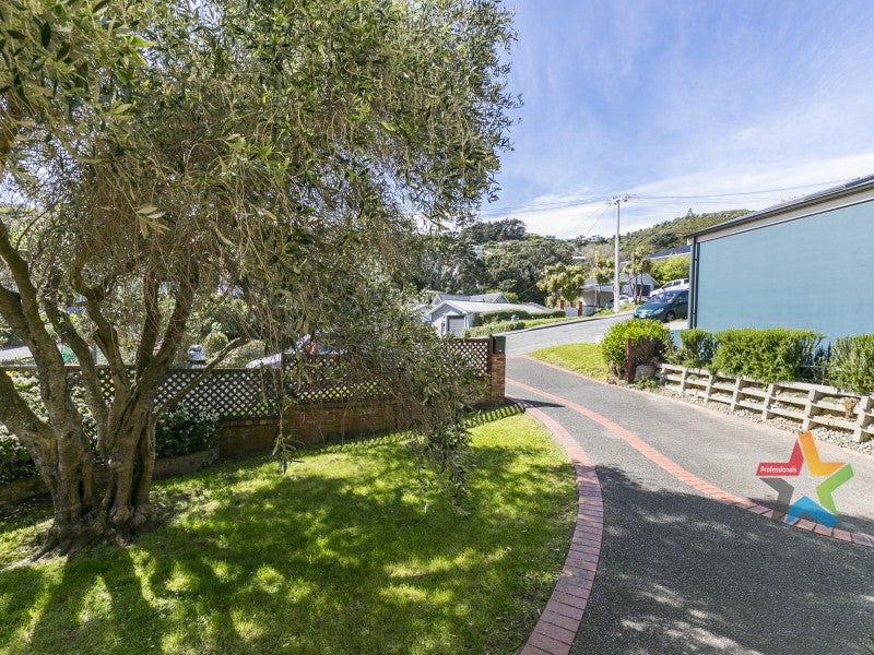 178A Melbourne Road, Island Bay, Wellington - Carousel 18