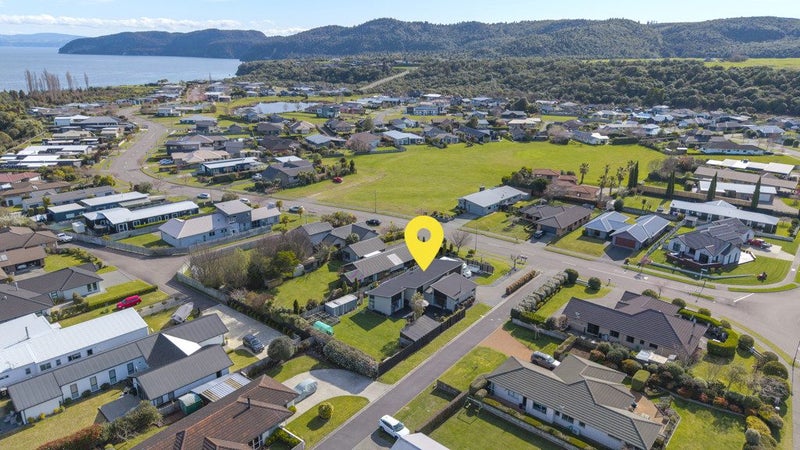 87 Lisland Drive, Taupo - Carousel 1