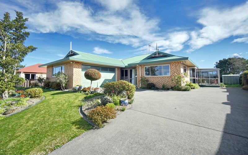 42 Norm Freeman Drive, Te Puke, Te Puke - Carousel 2