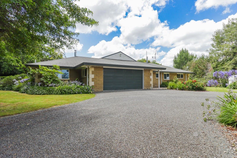 22 Hillcrest Road, Palmerston North - Carousel 1
