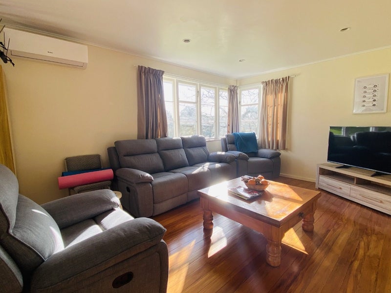 9 Titahi Street, One Tree Hill, Auckland - Carousel 2
