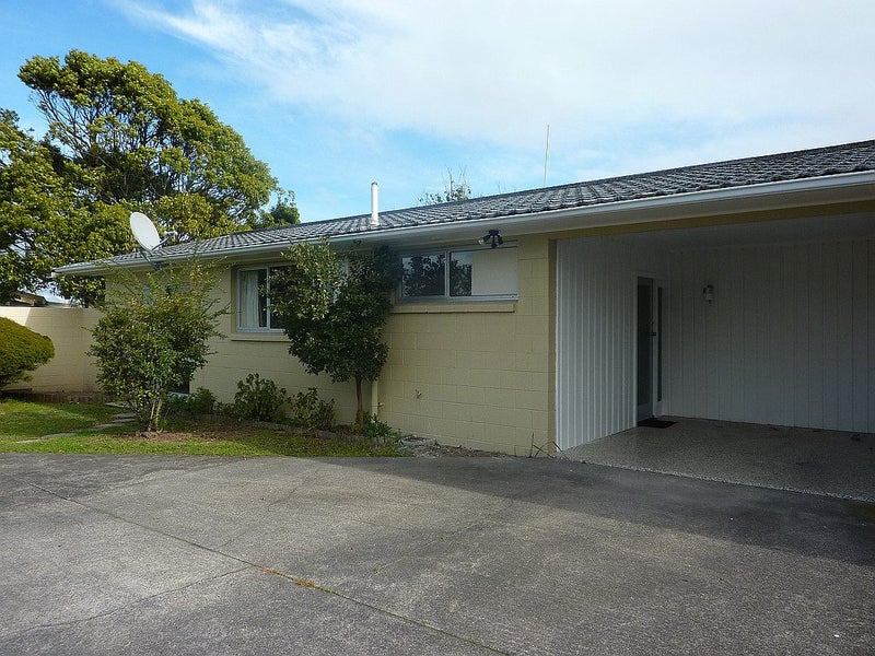109A Hillside Road, Papatoetoe, Auckland - Carousel 1