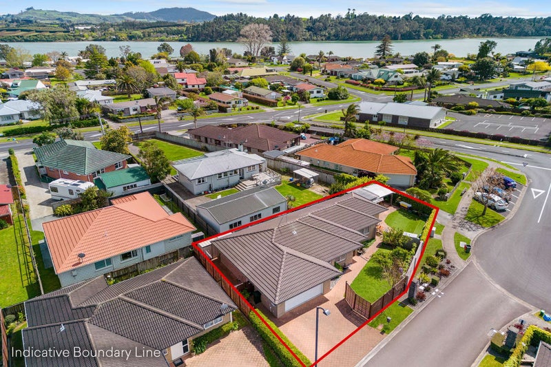 2 Cresta Drive, Katikati, Katikati - Carousel 1