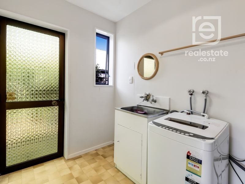 4/14 Wharenui Road, Upper Riccarton, Christchurch - Carousel 9