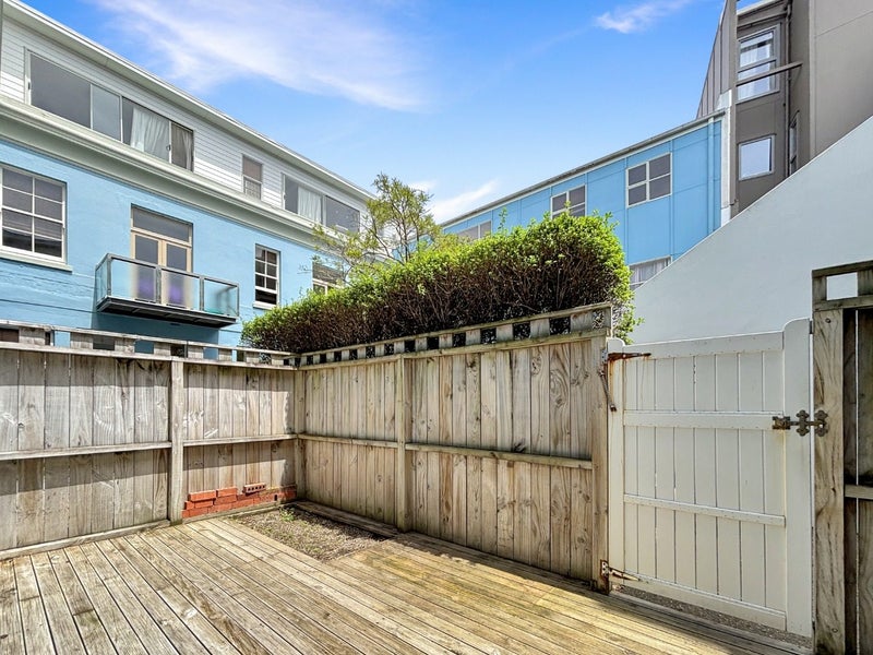 5/30 Hanson Street, Mount Cook, Wellington - Carousel 2