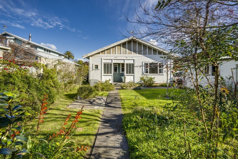 135 Georges Drive, Napier South, Napier - Carousel 2
