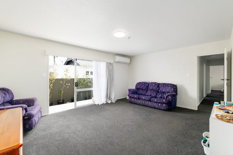 1/35 Estuary Road, New Brighton, Christchurch - Carousel 2