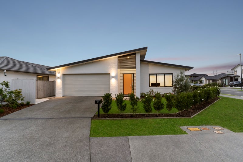 27 Waituarua Drive, Takanini, Auckland - Carousel 2