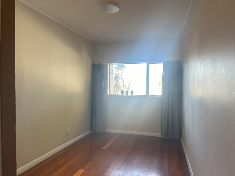 7 Mount Street, Te Aro, Wellington - Carousel 2