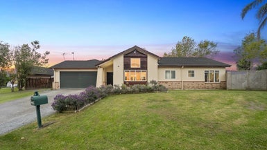 5 Magic Way, Randwick Park, Auckland - Carousel 1