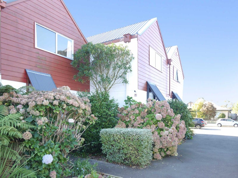 3/17 Geraldine Street, Edgeware, Christchurch - Carousel 16