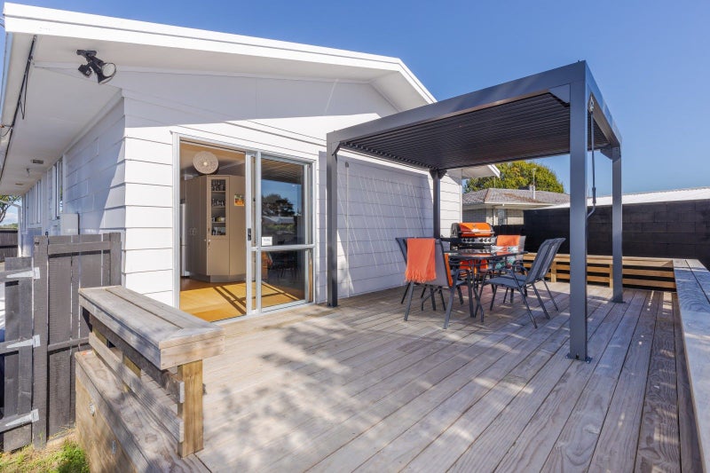 88 Saxbys Road, Deanwell, Hamilton - Carousel 14