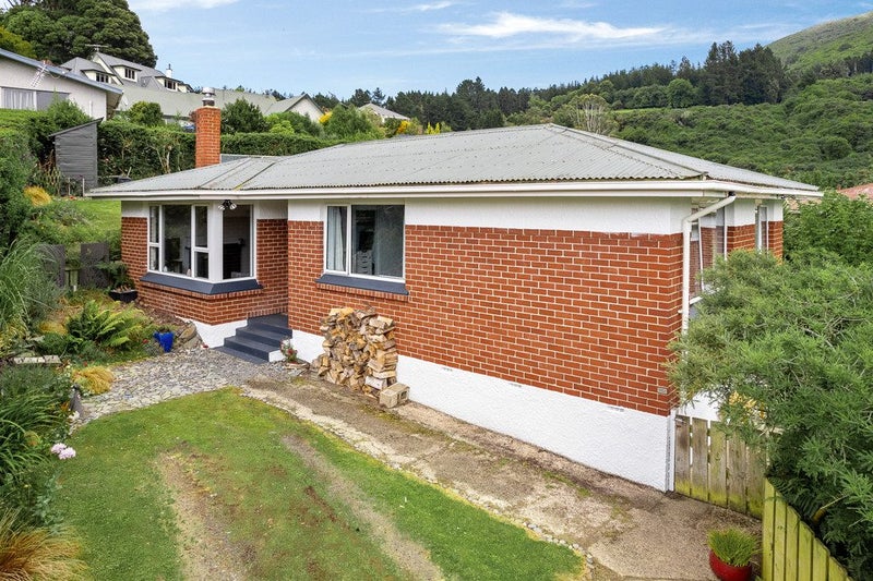 26 Glenmore Street, Glenleith, Dunedin - Carousel 1