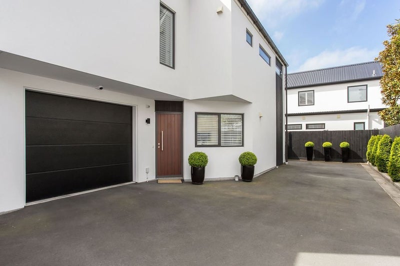 20D Hewitts Road, Merivale, Christchurch - Carousel 2