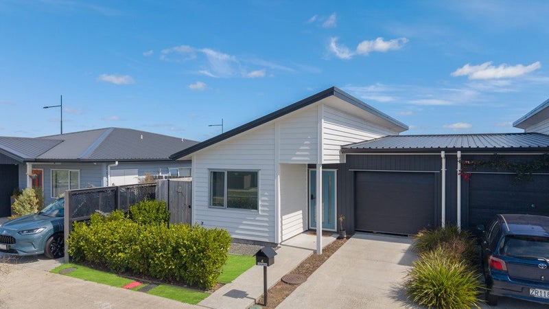 4 Kutukutu Street, Takanini, Auckland - Carousel 19