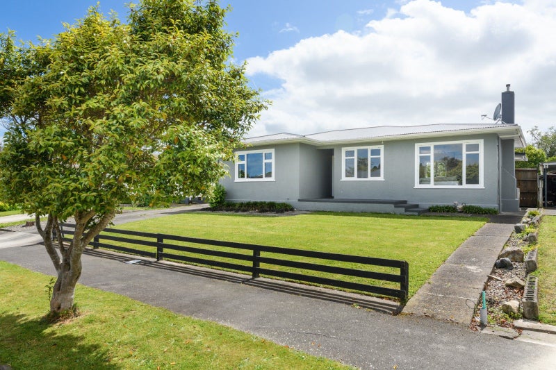 42 Nottingham Avenue, Awapuni, Palmerston North - Carousel 1