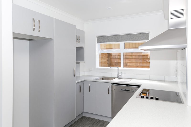 8/157 Ulster Street, Whitiora, Hamilton - Carousel 2