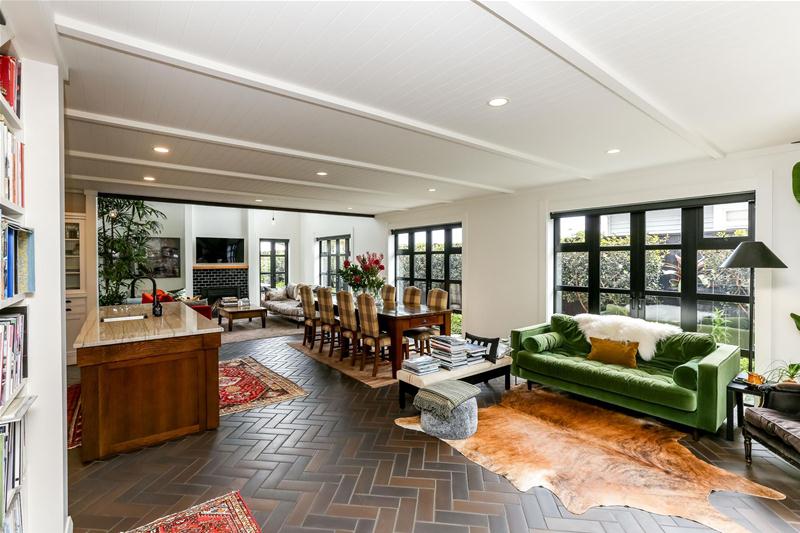 20 Chilman Street, Strandon, New Plymouth - Carousel 2