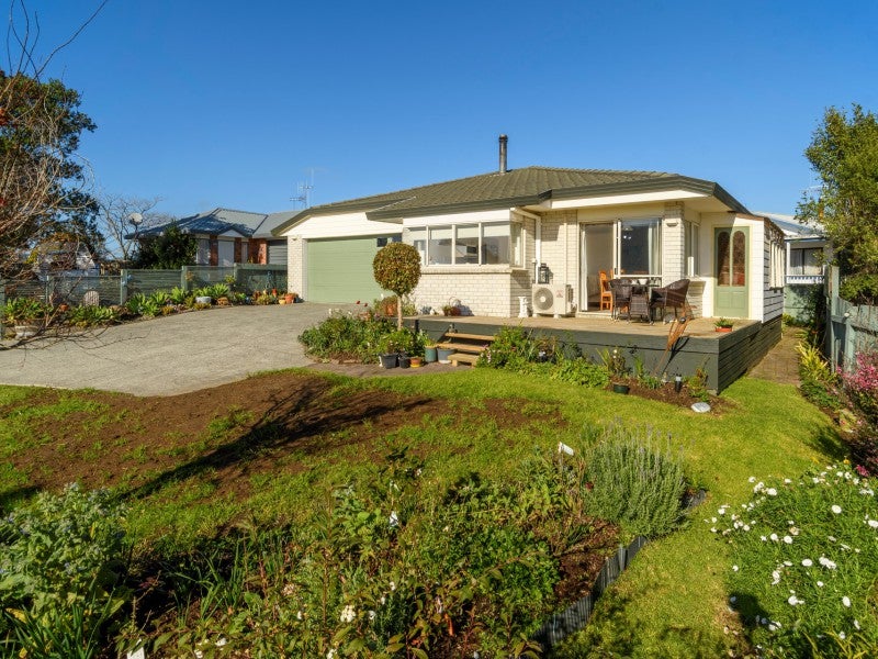 16 Tamworth Place, Gate Pa, Tauranga - Carousel 16
