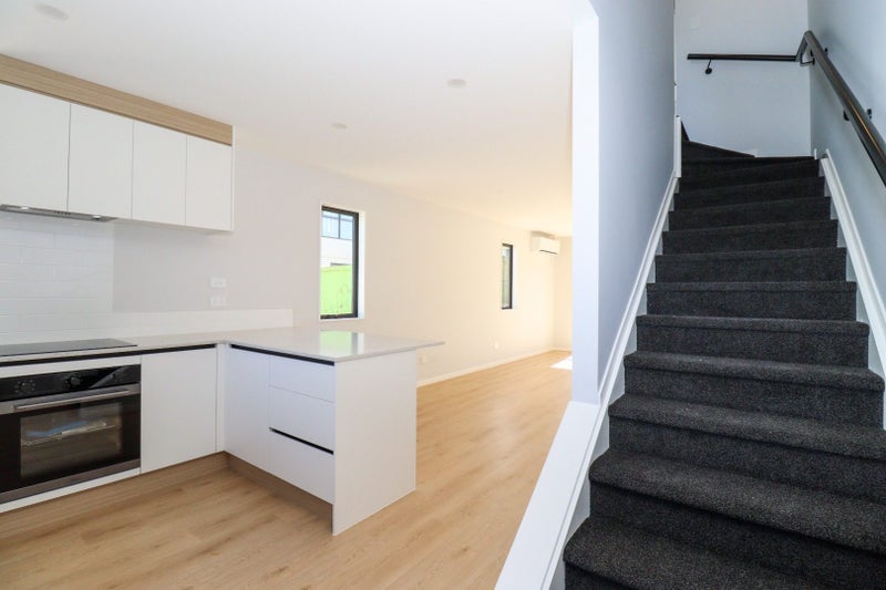 4C Blue Gum Rise, Sunnyhills, Auckland - Carousel 2