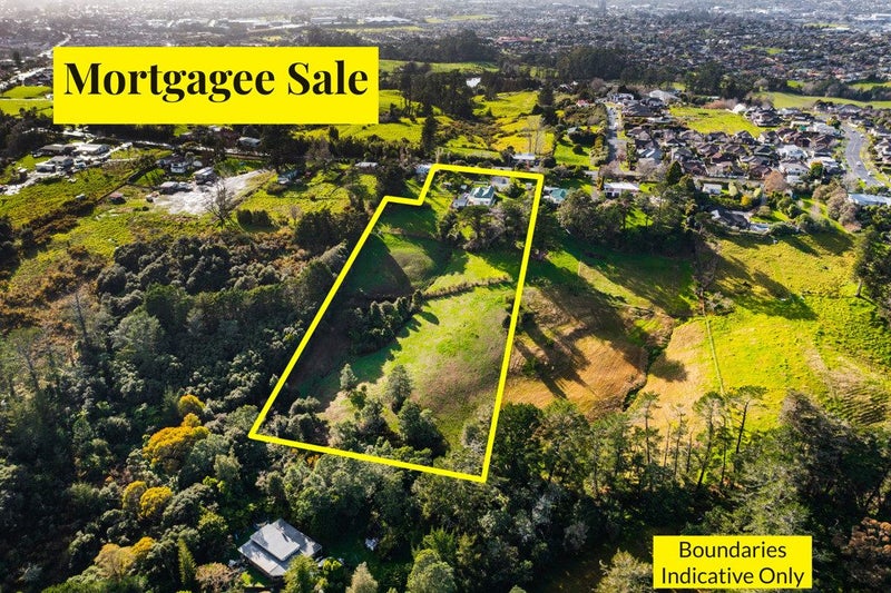 145 Simpson Road, Henderson Valley, Auckland - Carousel 1