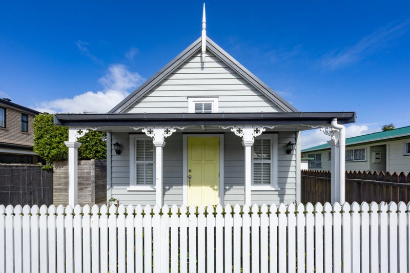 7 Maria Street, Onehunga, Auckland - Carousel 1