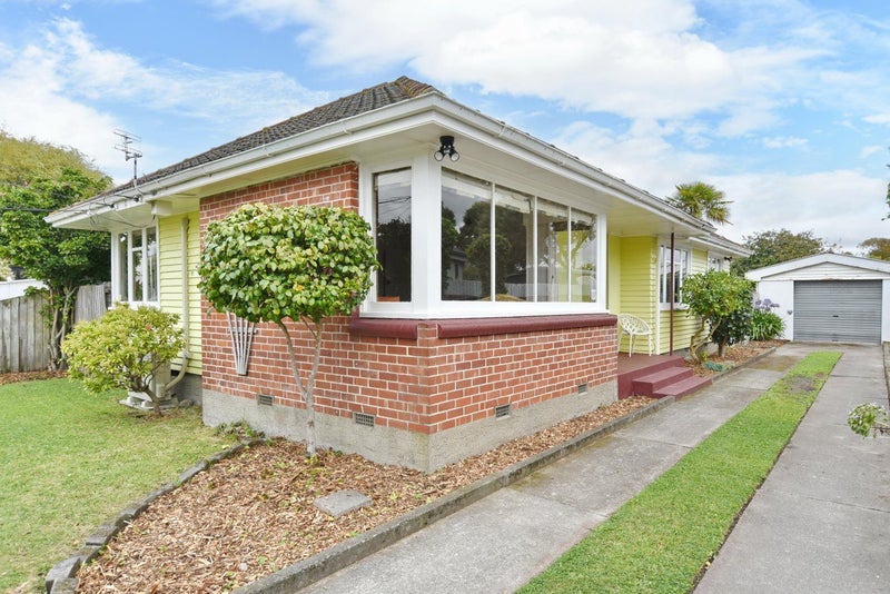 37 Mackworth Street, Woolston, Christchurch - Carousel 1